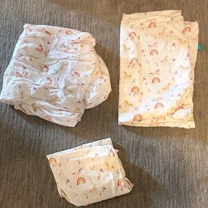 Pillowfort Unicorn and Rainbow Kids Twin-Size Sheet Set